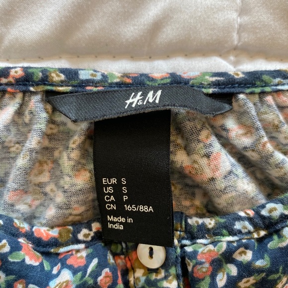 H&M Tank Top - Picture 2 of 2